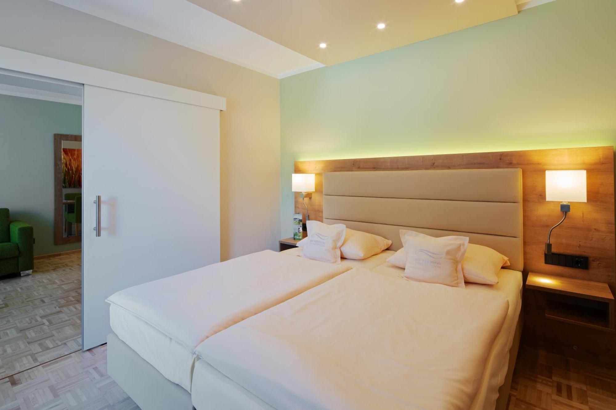Bio-Seehotel Zeulenroda Room photo