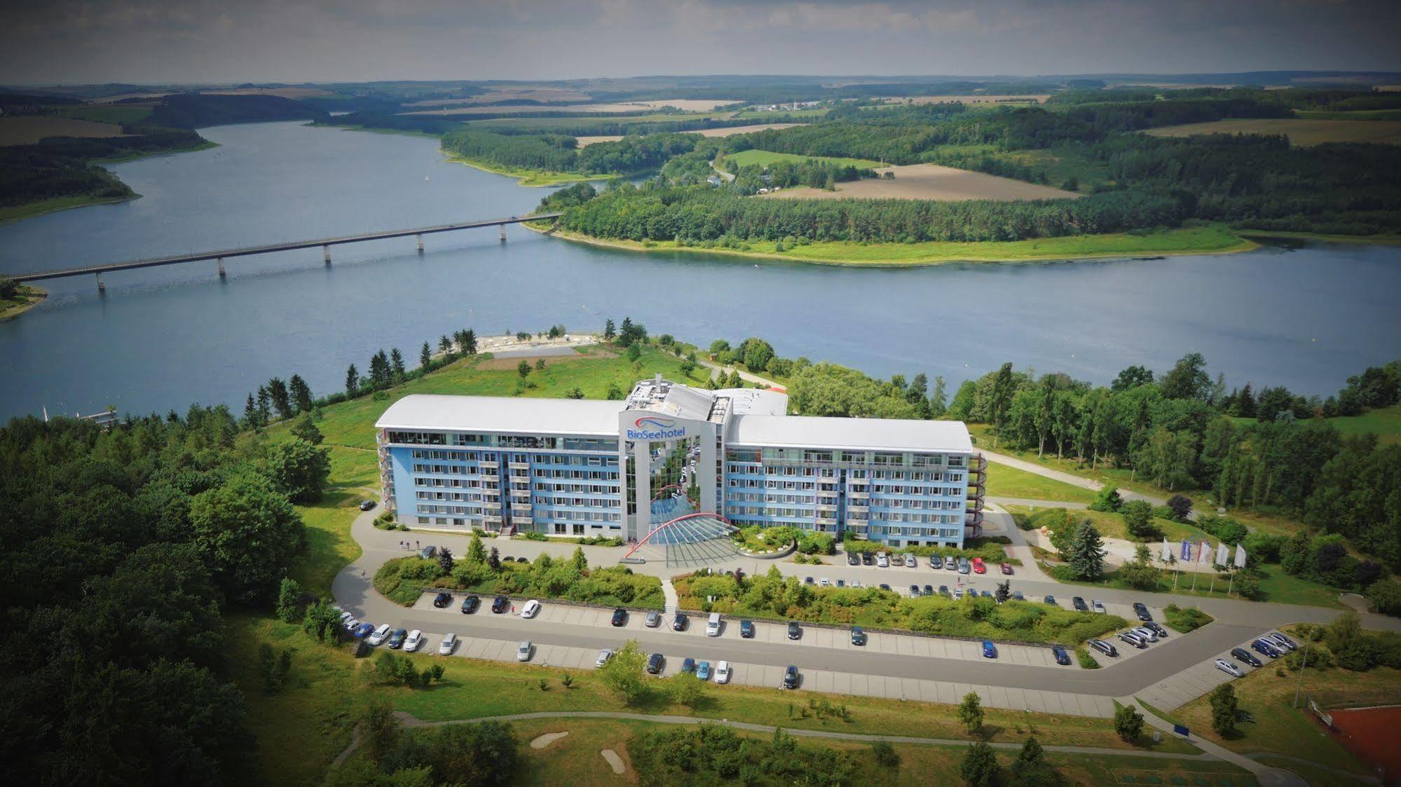 Bio-Seehotel Zeulenroda Exterior photo